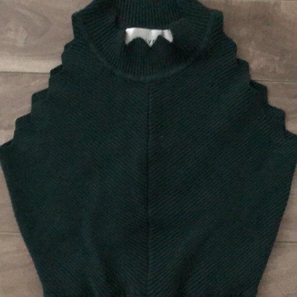 Adelyn Rae sweater dress in dark green (Size XS) - Picture 3 of 5